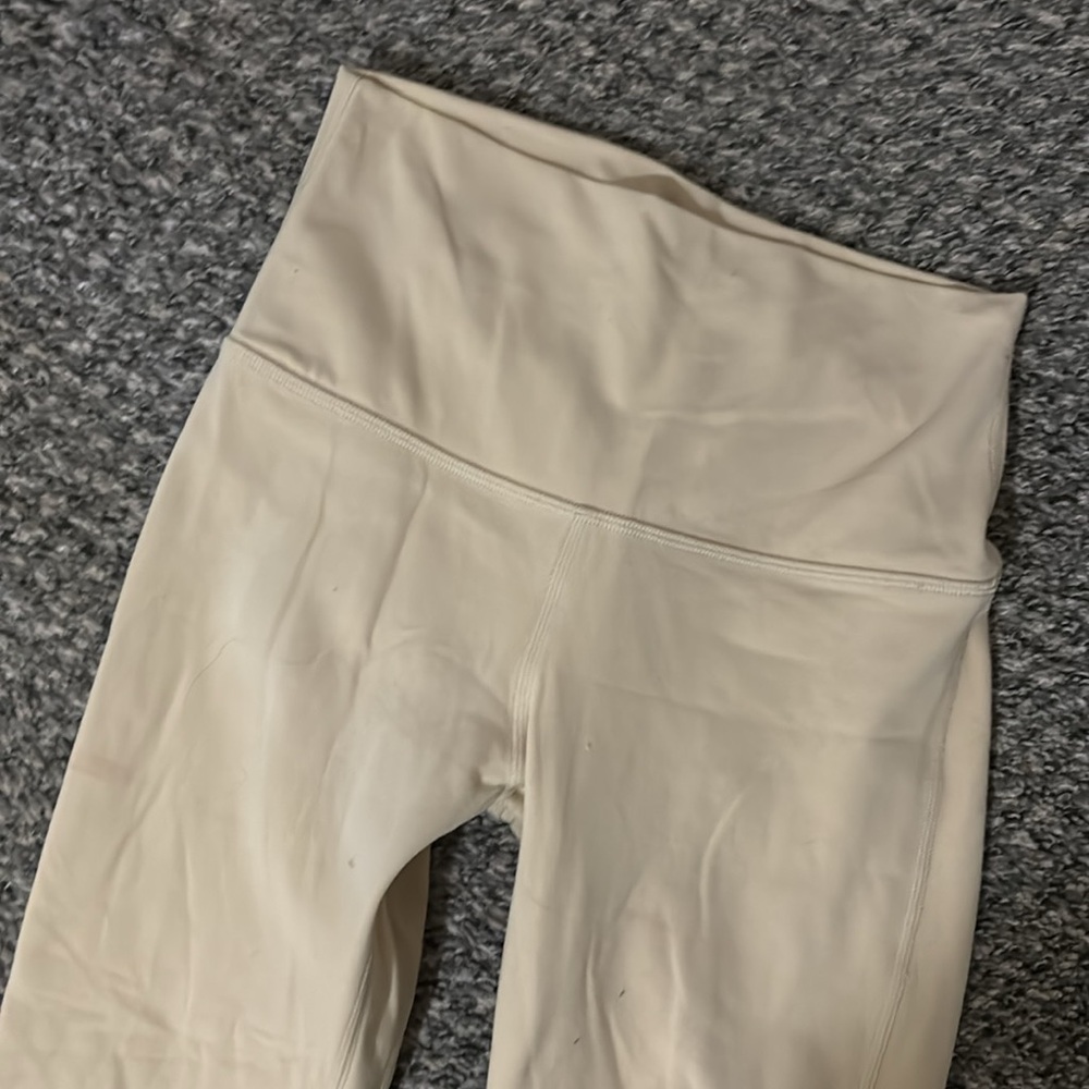 Lululemon Align Leggings, size 4